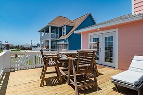 Selah 3 Bedroom Home by RedAwning