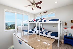 Selah 3 Bedroom Home by RedAwning