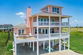 Selah 3 Bedroom Home by RedAwning