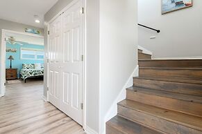 Selah 3 Bedroom Home by RedAwning