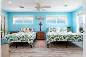 Selah 3 Bedroom Home by RedAwning