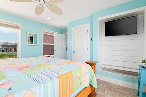 Selah 3 Bedroom Home by RedAwning