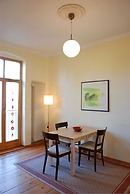 Apartment- und Zimmervermietung am Park