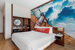 Cambria Hotel Nashville Airport