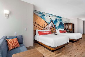 Cambria Hotel Nashville Airport