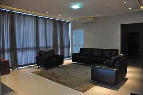 Kamur Plaza Hotel