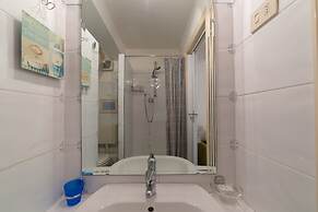 Vaniglia Studio in Porcellana