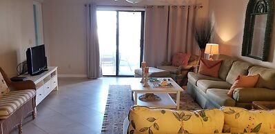 2 Bed, 2 Bath, Ocean View, Poolside - Sea Place 13137