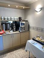 Dua Hotel