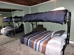 Three House 2 Bed 2 Bath THWC