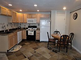 Three House 2 Bed 2 Bath THWC