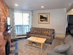 Three House 2 Bed 2 Bath THWC
