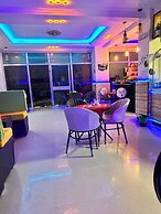 Addis Amba Guest House