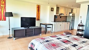 Large Studio Condo Jomtien