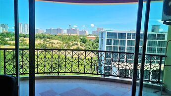 Large Studio Condo Jomtien