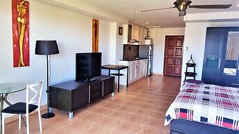 Large Studio Condo Jomtien