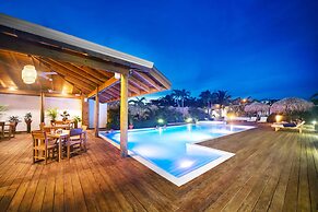 Naboo Resort & Dive Center - Adults Only