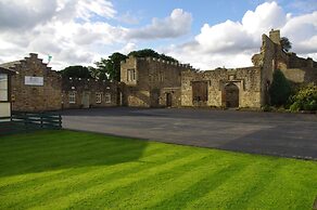 Blenkinsopp Castle Inn