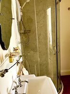 Blenkinsopp Castle Inn