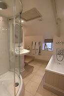 The Feathered Nest Country Inn