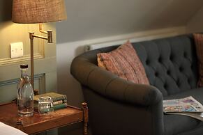 The Feathered Nest Country Inn