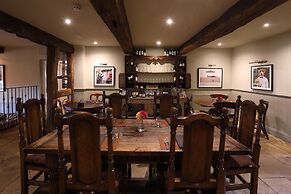 The Feathered Nest Country Inn