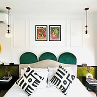 Isara Boutique Hotel and Cafe