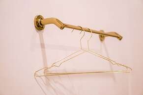 Isara Boutique Hotel and Cafe