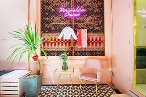 Isara Boutique Hotel and Cafe