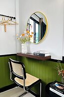 Isara Boutique Hotel and Cafe