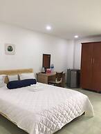 Binh Duong Hotel and Apartment