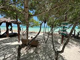 Casa Punta Coco & Beach Club