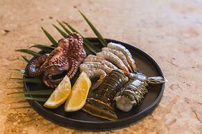 Casa Punta Coco & Beach Club