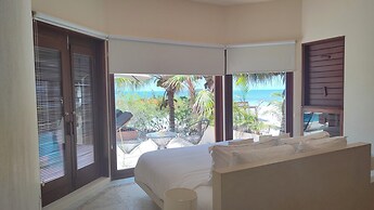 Casa Punta Coco & Beach Club