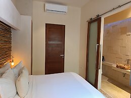 Casa Punta Coco & Beach Club