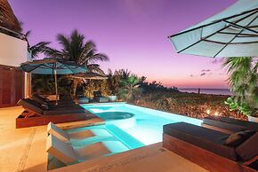 Casa Punta Coco & Beach Club
