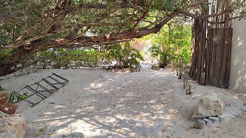 Casa Punta Coco & Beach Club