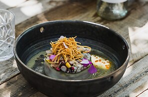 Casa Punta Coco & Beach Club