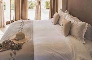 Casa Punta Coco & Beach Club