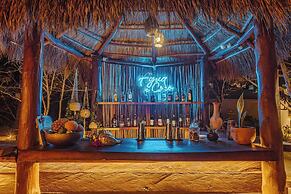 Casa Punta Coco & Beach Club
