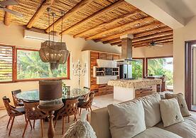Casa Punta Coco & Beach Club