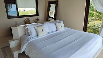 Casa Punta Coco & Beach Club