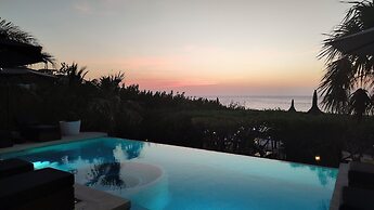 Casa Punta Coco & Beach Club