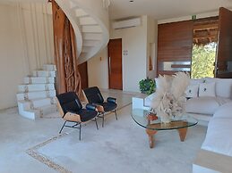 Casa Punta Coco & Beach Club