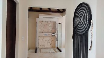 Casa Punta Coco & Beach Club