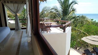 Casa Punta Coco & Beach Club