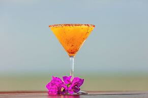 Casa Punta Coco & Beach Club