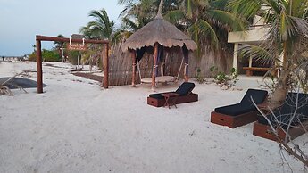 Casa Punta Coco & Beach Club