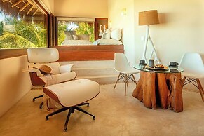 Casa Punta Coco & Beach Club
