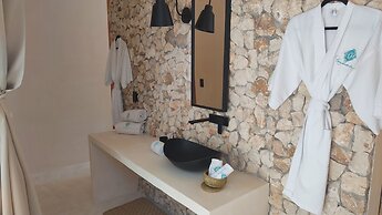 Casa Punta Coco & Beach Club